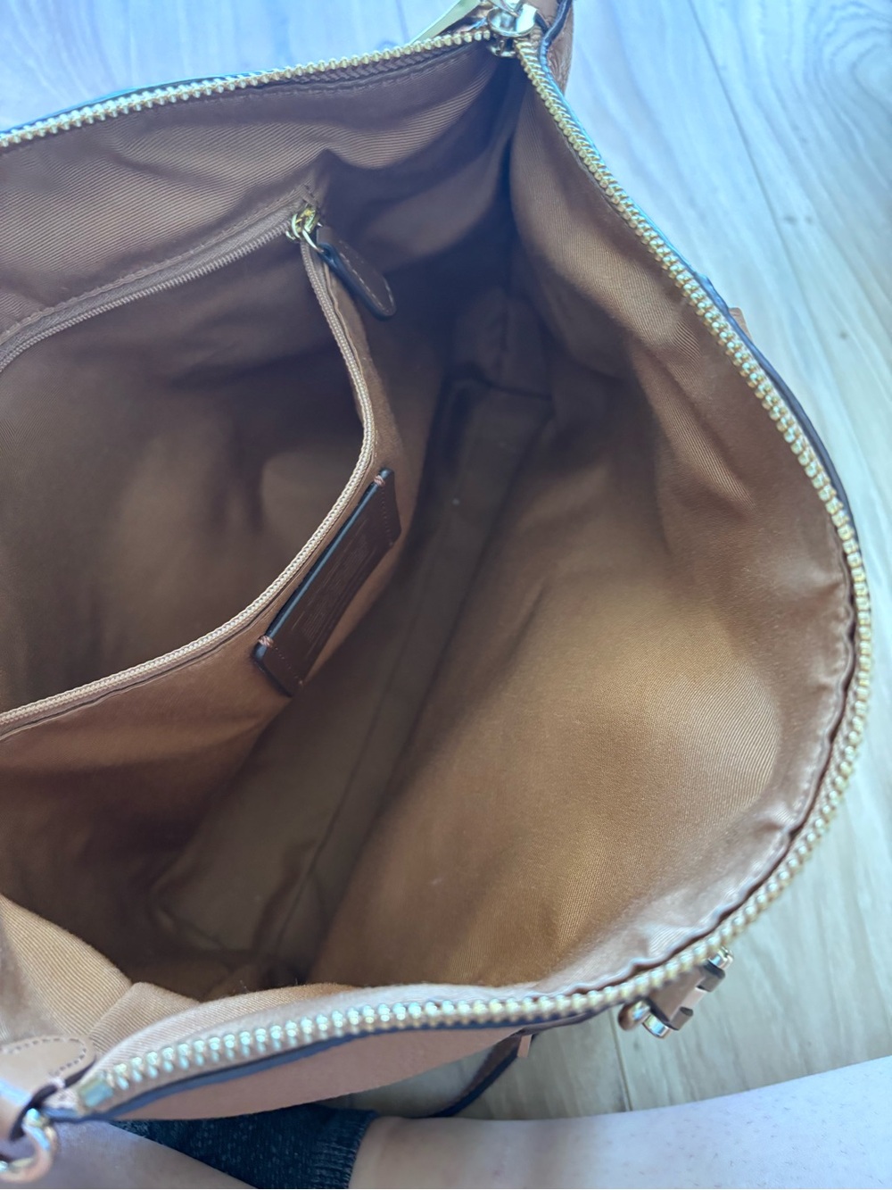 COACH Beige Pebbled Leather Prairie Satchel with Crossbody Strap - Picture 3 of 6